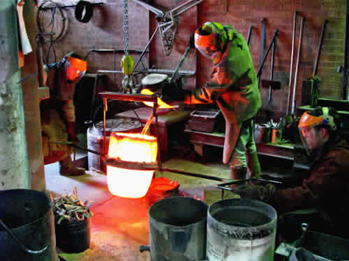 K9 Memorial - cleaning bronze